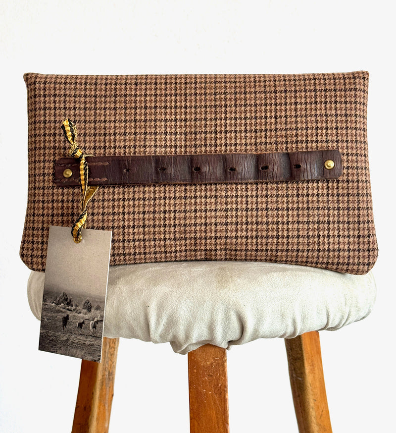 BINIALI CLUTCH - REMNANT BRITISH HOUNDSTOOTH & HAPPY HORSES - ONE-OF-A-KIND